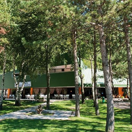 Hotel Carnia Venzone Exterior foto